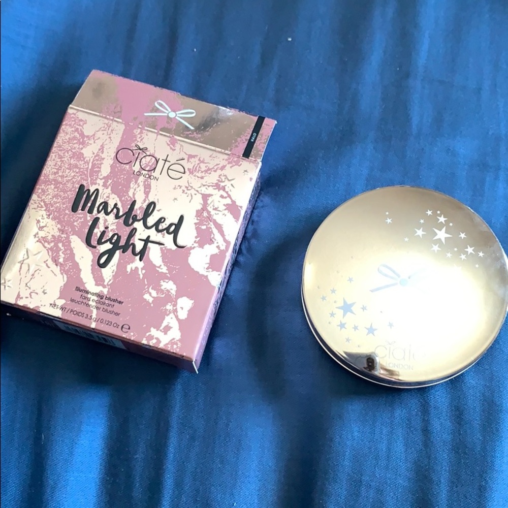Ciaté Marbled light Illuminating blush